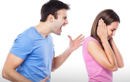 وقتی شوهرم به خانواده ام توهین می کند | راهکارهای حفظ آرامش و احترام