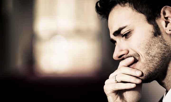 احساس پسرها بعد از جدایی | تحلیل روانشناسی و راهکار