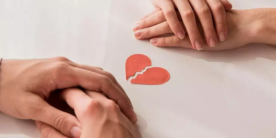 چگونه عشق یک طرفه را دوطرفه کنیم | ۱۲ گام محترمانه