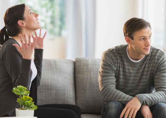 با شوهر لجباز و مغرور چه کنم؟ | ۱۰ راهکار قاطع اما محترمانه