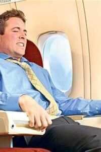 از هواپیما میترسم چیکار کنم | راه حلهای مؤثر و تستشده