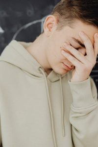 پسرم درس نمیخونه چیکار کنم | مؤثرترین راه برای برگرداندن انگیزه و تمرکز