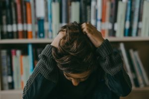 اشتباهاتی که استرس امتحان را بیشتر می‌کند